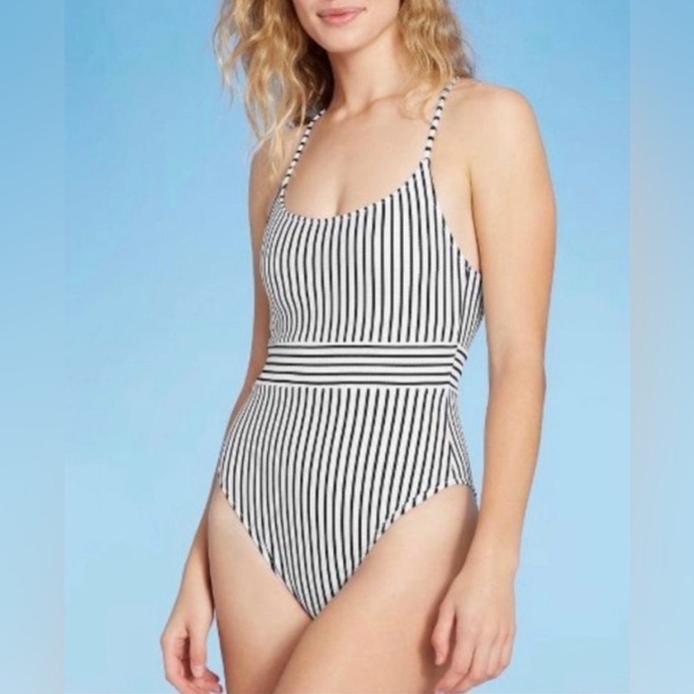 Shade & Shore Black & white Striped Criss-Crossed Back One Piece Swimsuit
